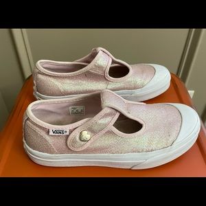 Pink Girls Vans with snap buckle